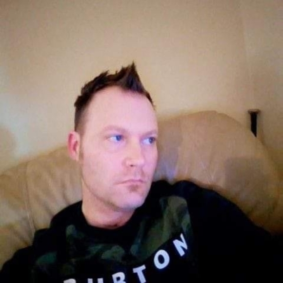 Meet your Posher, Isaac - Picture 1 of 1